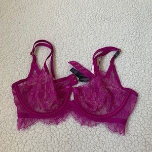 Victoria’s Secret Very Sexy Unlined Demi